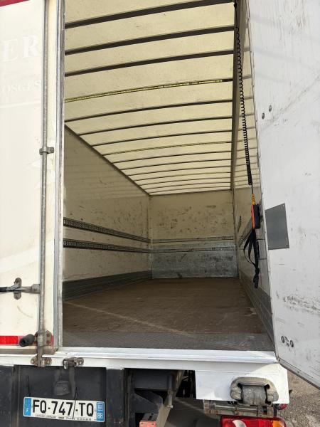 DAF LF 210 - Kapalı kasa kamyon: fotoğraf 3 DAF LF 210 - Kapalı kasa kamyon: fotoğraf 3