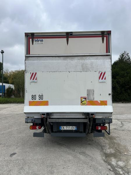 DAF LF 210 - Kapalı kasa kamyon: fotoğraf 4 DAF LF 210 - Kapalı kasa kamyon: fotoğraf 4
