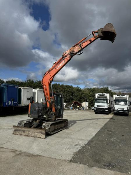 Paletli ekskavatör Hitachi ZX85USB-5A: fotoğraf 6