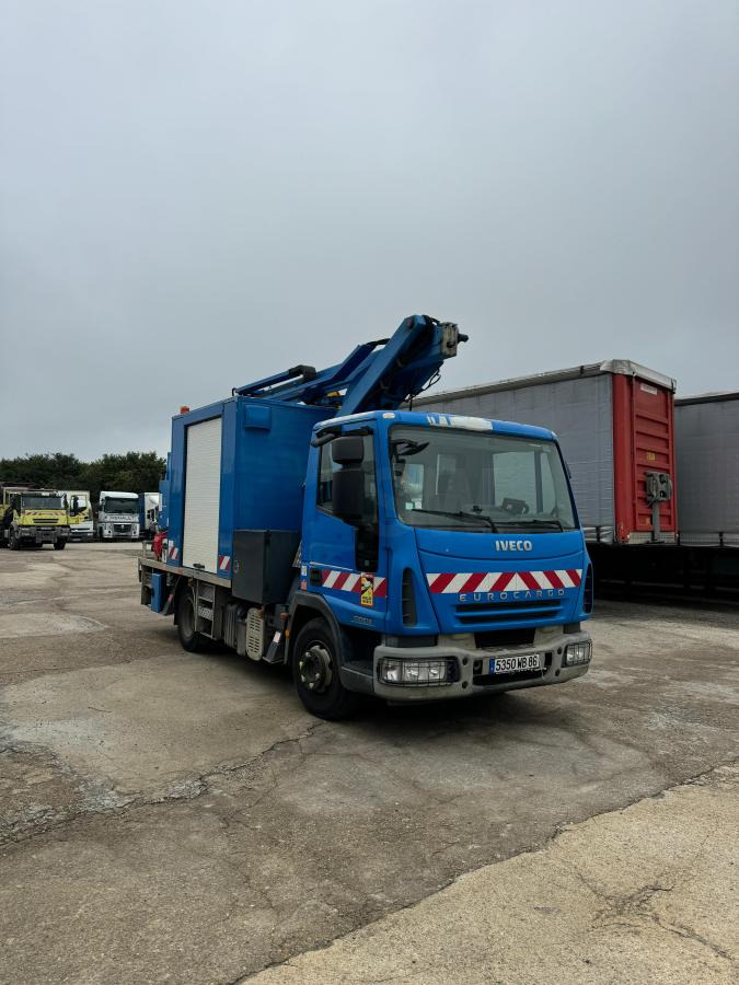 Iveco Eurocargo 100E19 - Araç üzerine platform: fotoğraf 3 Iveco Eurocargo 100E19 - Araç üzerine platform: fotoğraf 3