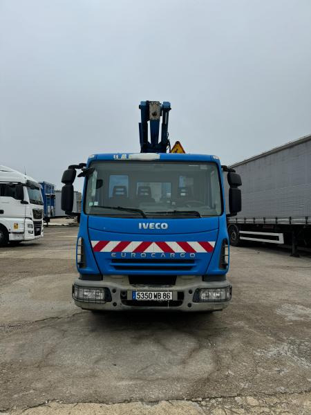Iveco Eurocargo 100E19 - Araç üzerine platform: fotoğraf 2 Iveco Eurocargo 100E19 - Araç üzerine platform: fotoğraf 2