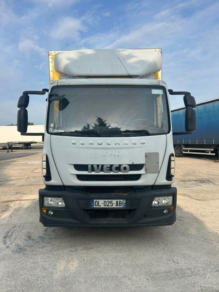 Iveco Eurocargo ML160E - Kapalı kasa kamyon: fotoğraf 2 Iveco Eurocargo ML160E - Kapalı kasa kamyon: fotoğraf 2