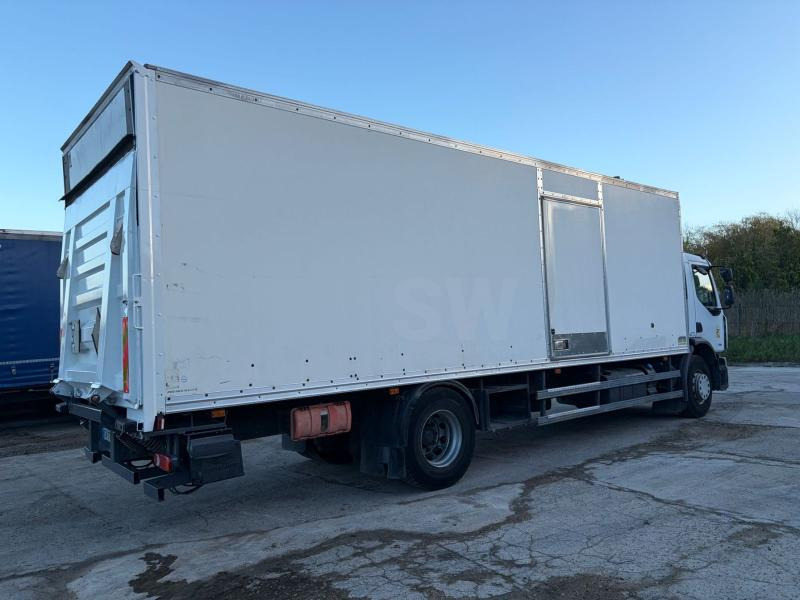 Renault Premium 270 - Kapalı kasa kamyon: fotoğraf 4 Renault Premium 270 - Kapalı kasa kamyon: fotoğraf 4