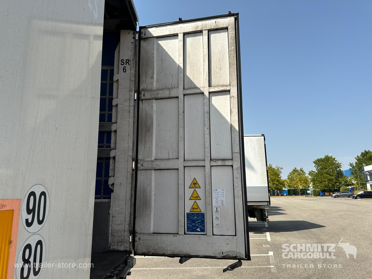 KRONE Curtainsider Dropside - Tenteli dorse: fotoğraf 4 KRONE Curtainsider Dropside - Tenteli dorse: fotoğraf 4