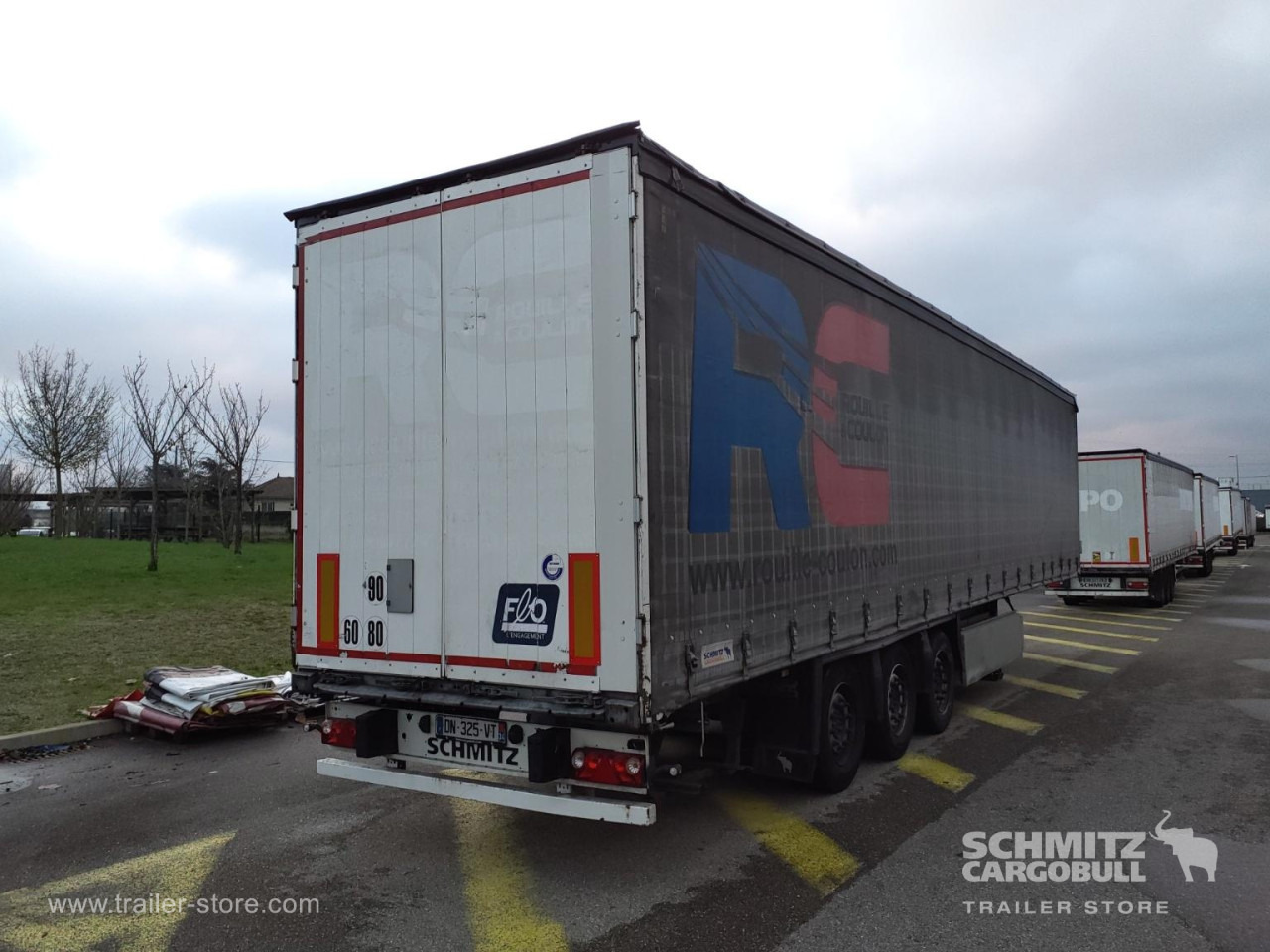 SCHMITZ Curtainsider Standard - Tenteli dorse: fotoğraf 5 SCHMITZ Curtainsider Standard - Tenteli dorse: fotoğraf 5