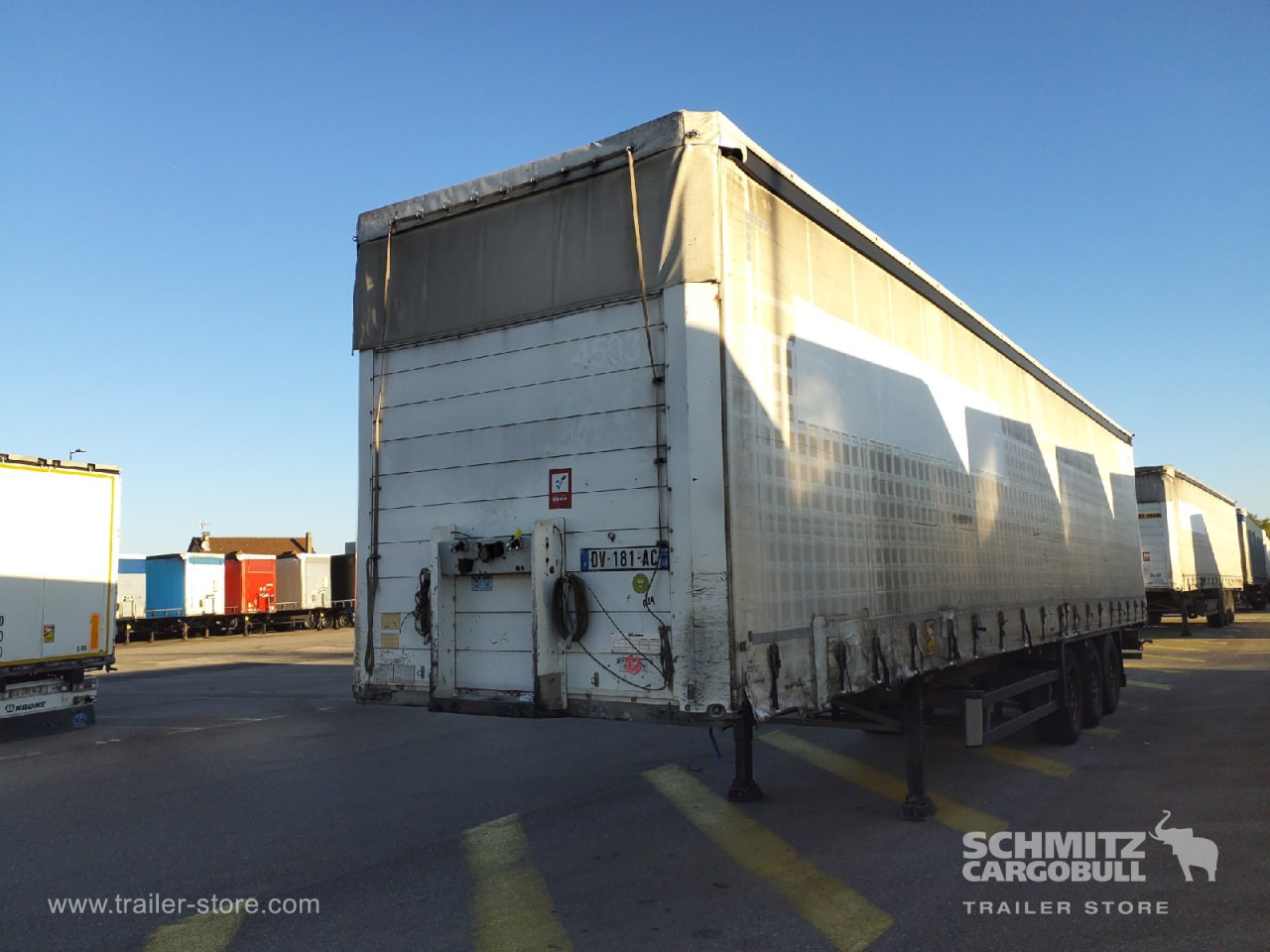 SCHMITZ Curtainsider Standard - Tenteli dorse: fotoğraf 5 SCHMITZ Curtainsider Standard - Tenteli dorse: fotoğraf 5