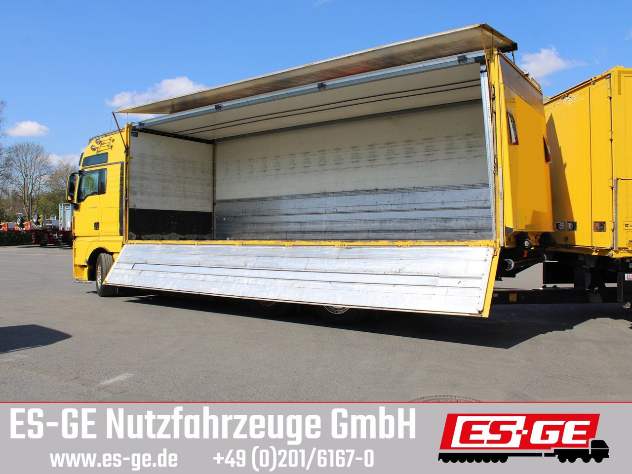 MAN 6x2 LKW mit Tandemanhänger - Taşınması içecek kamyon: fotoğraf 5 MAN 6x2 LKW mit Tandemanhänger - Taşınması içecek kamyon: fotoğraf 5