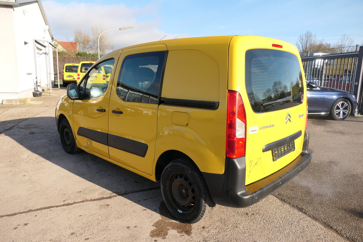 CITROEN Berlingo 16V HDI Niveau B L1 CoC PARKTRONIK 2xSC - Küçük panelvan: fotoğraf 4 CITROEN Berlingo 16V HDI Niveau B L1 CoC PARKTRONIK 2xSC - Küçük panelvan: fotoğraf 4