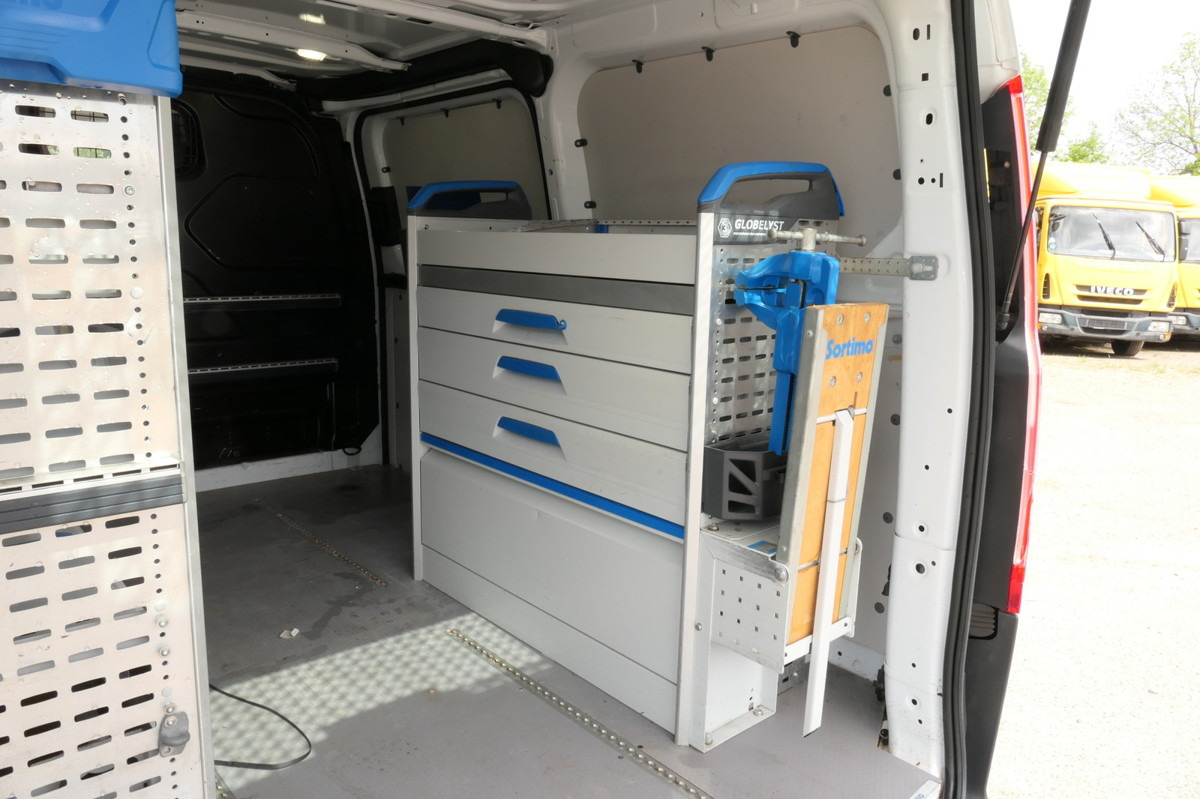 Küçük panelvan FORD Transit Custom 290 2.0 TDCi: fotoğraf 7