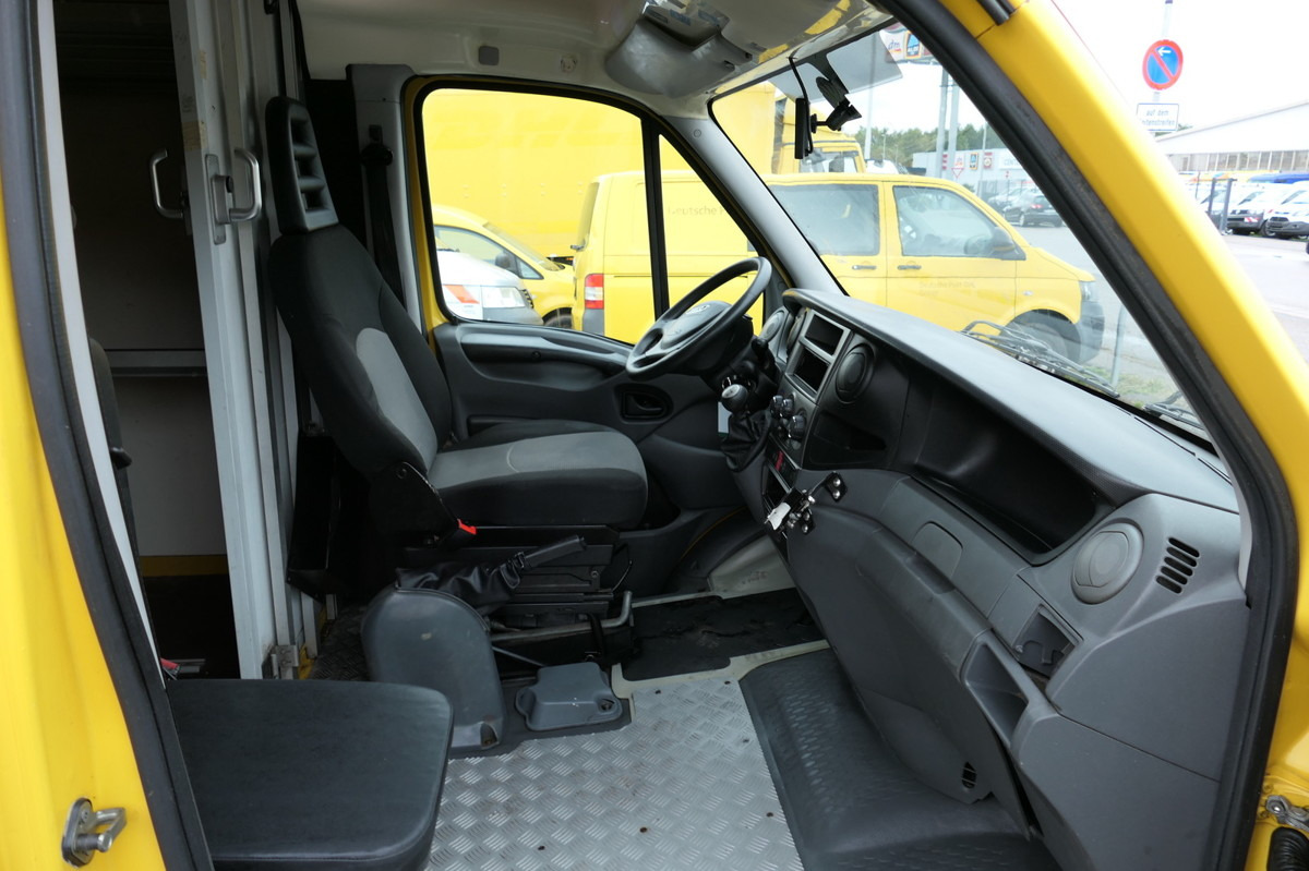 IVECO Daily 35 S11 C30C AUTOMATIK KAMERA MAXI KAMERA R - Kapalı kasa kamyonet: fotoğraf 5 IVECO Daily 35 S11 C30C AUTOMATIK KAMERA MAXI KAMERA R - Kapalı kasa kamyonet: fotoğraf 5