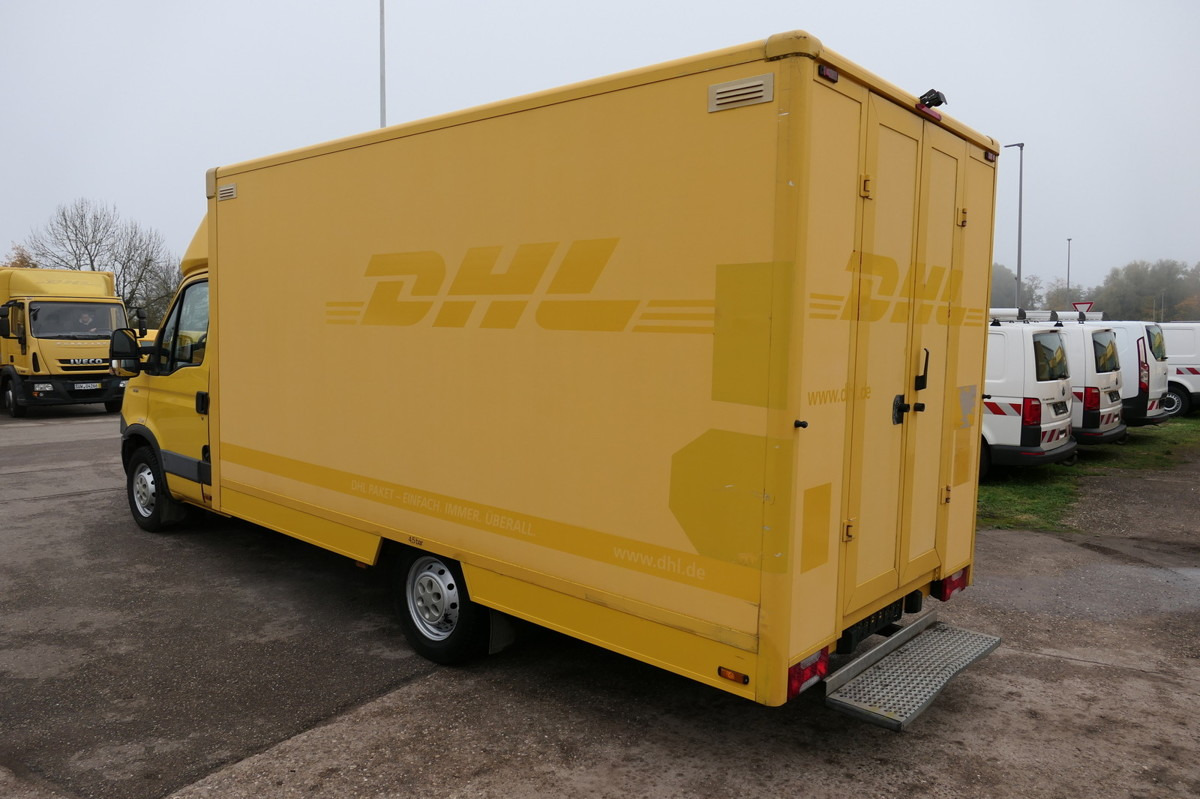 IVECO Daily 35 S11 C30C AUTOMATIK KAMERA Regale LUFT D - Kapalı kasa kamyonet: fotoğraf 4 IVECO Daily 35 S11 C30C AUTOMATIK KAMERA Regale LUFT D - Kapalı kasa kamyonet: fotoğraf 4