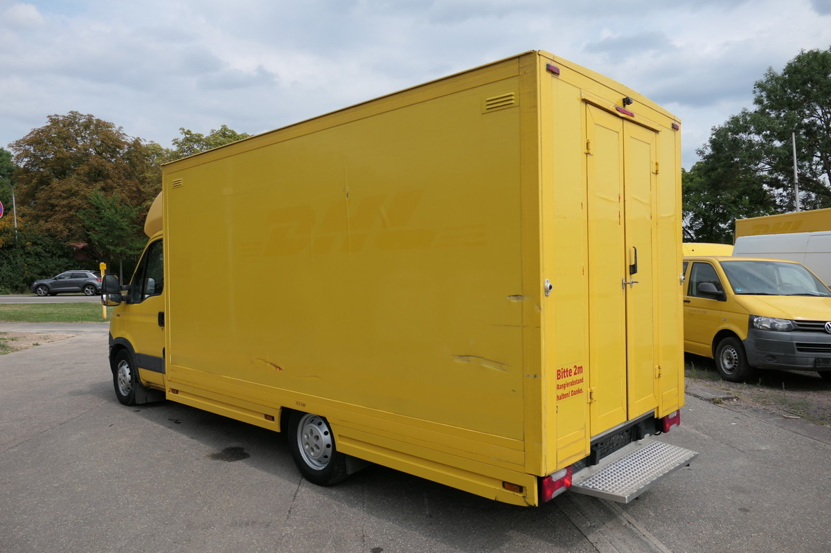IVECO Daily 35 S11 C30C AUTOMATIK KAMERA Regale LUFT D - Kapalı kasa kamyonet: fotoğraf 4 IVECO Daily 35 S11 C30C AUTOMATIK KAMERA Regale LUFT D - Kapalı kasa kamyonet: fotoğraf 4