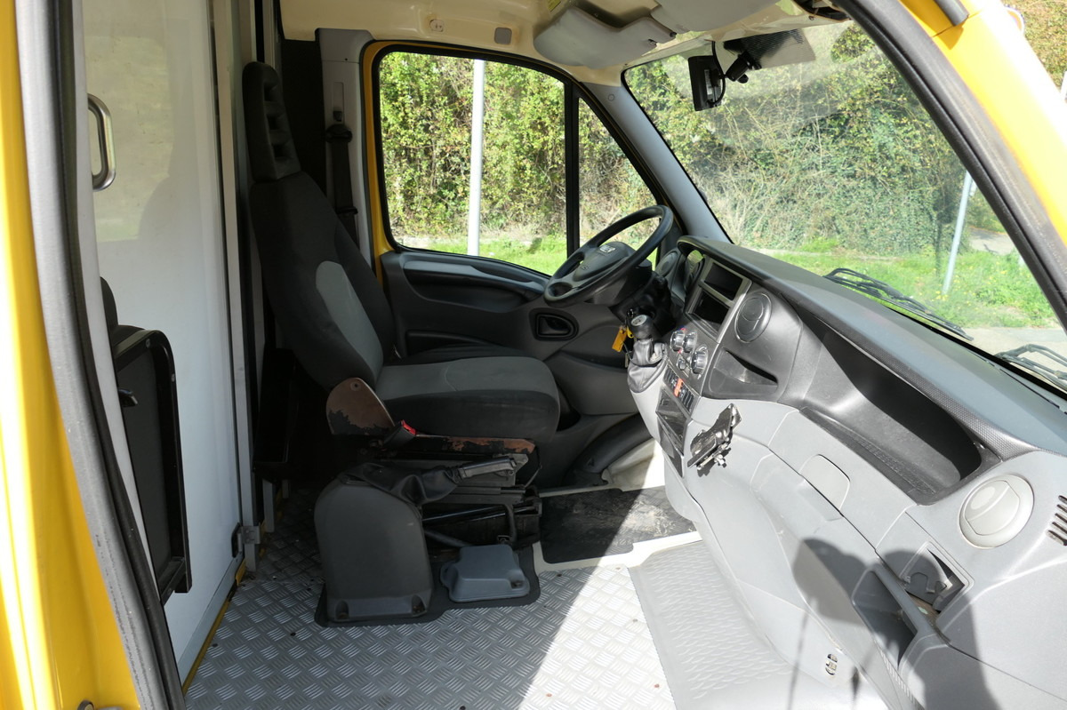 IVECO Daily 35 S11 C30C AUTOMATIK KAMERA Regale LUFT D - Kapalı kasa kamyonet: fotoğraf 5 IVECO Daily 35 S11 C30C AUTOMATIK KAMERA Regale LUFT D - Kapalı kasa kamyonet: fotoğraf 5