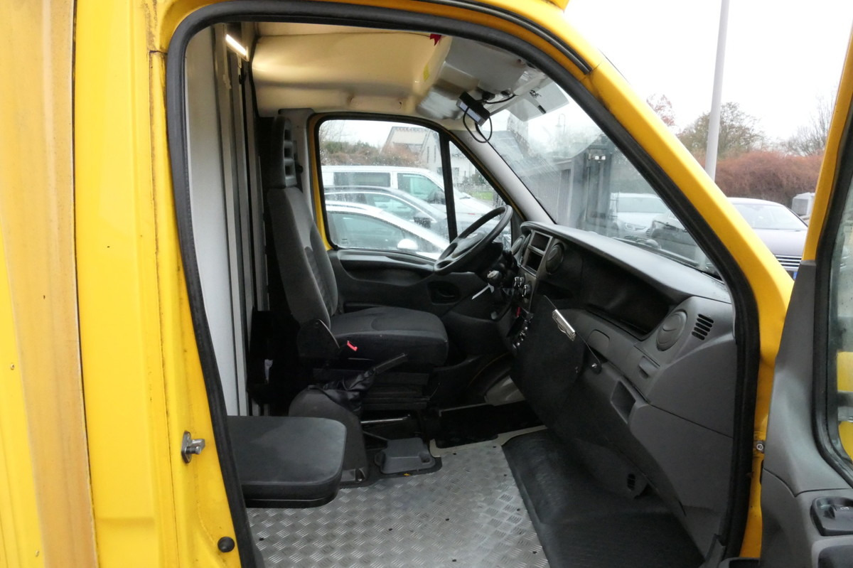 IVECO Daily 35 S11 C30C AUTOMATIK Regale LUFT - EURO 5 - Kapalı kasa kamyonet: fotoğraf 5 IVECO Daily 35 S11 C30C AUTOMATIK Regale LUFT - EURO 5 - Kapalı kasa kamyonet: fotoğraf 5