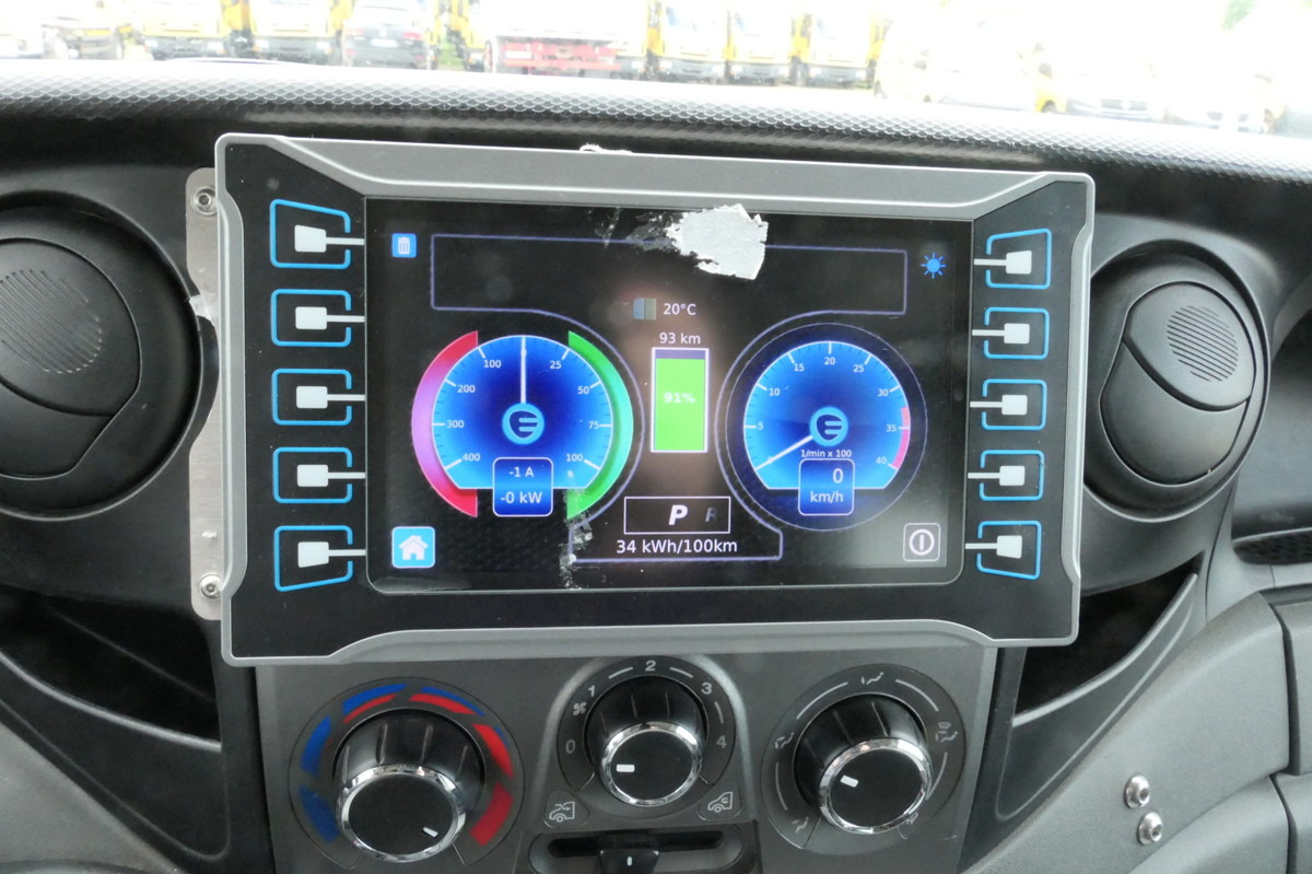 Kapalı kasa kamyonet, Elektrikli kamyonet IVECO Daily 35 S11 C30C ELEKTRO COC Umbau Firma Orten: fotoğraf 12
