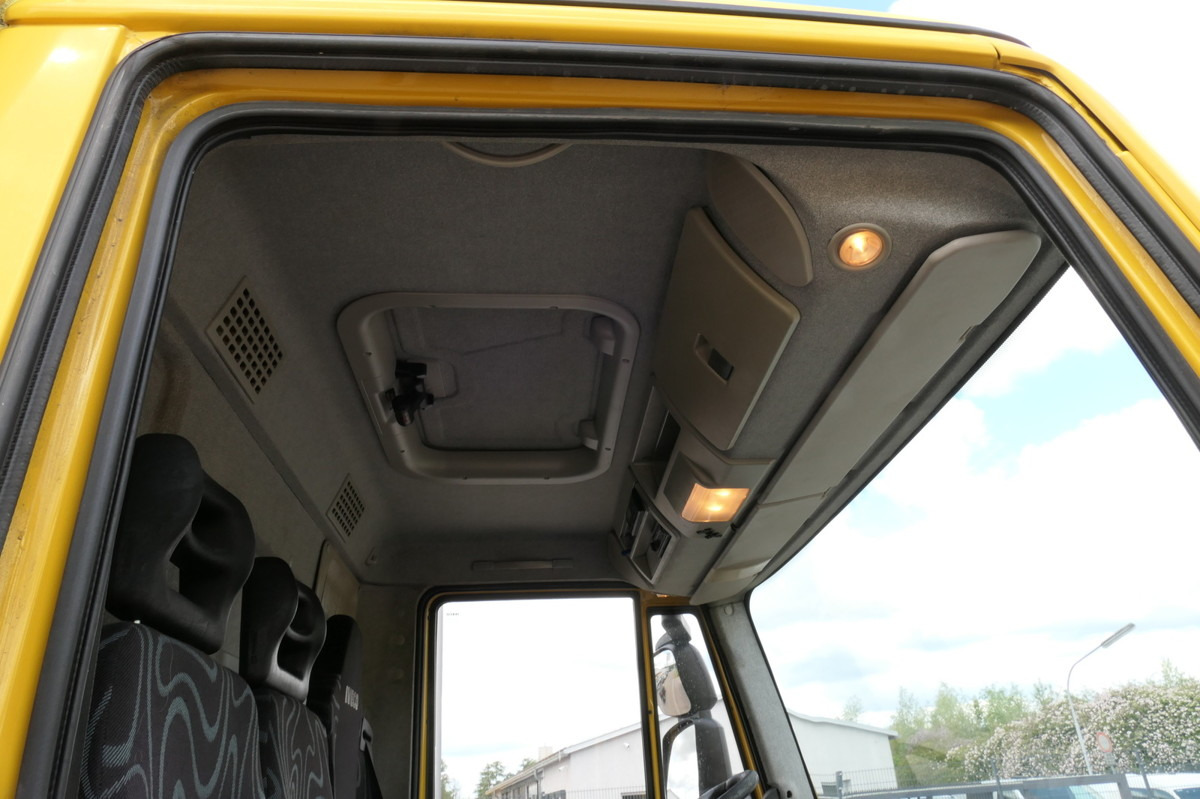IVECO EuroCargo ML 120 E 28 - Kapalı kasa kamyon: fotoğraf 5 IVECO EuroCargo ML 120 E 28 - Kapalı kasa kamyon: fotoğraf 5