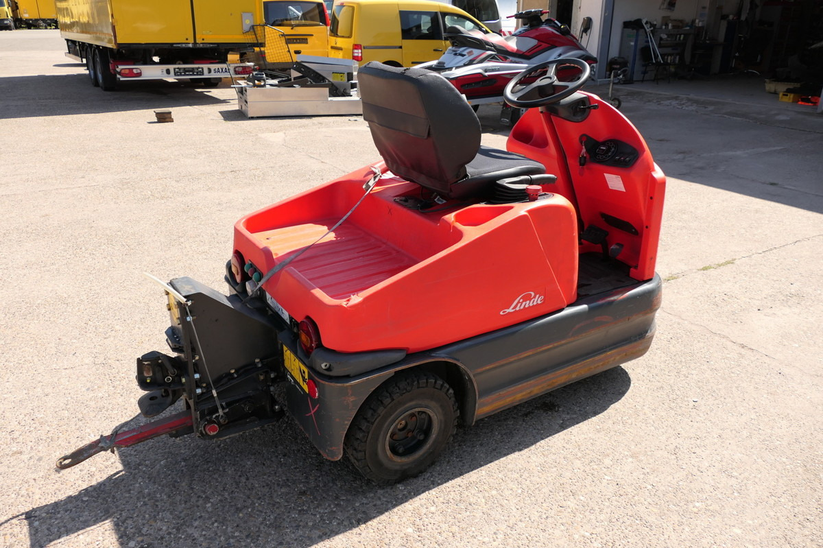 LINDE P 60 Z Schlepper - Akülü çekici: fotoğraf 3 LINDE P 60 Z Schlepper - Akülü çekici: fotoğraf 3