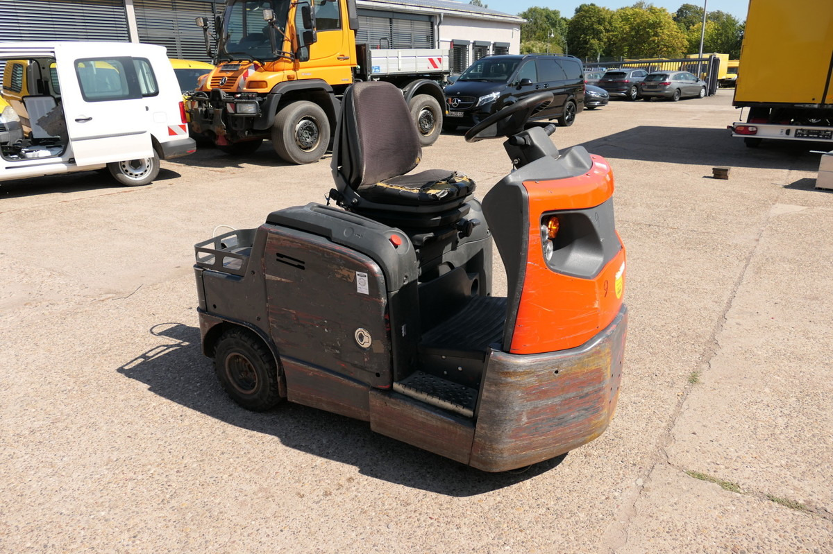 LINDE P 60 Z Schlepper Batterie 16/2019 3-Rad - Akülü çekici: fotoğraf 2 LINDE P 60 Z Schlepper Batterie 16/2019 3-Rad - Akülü çekici: fotoğraf 2