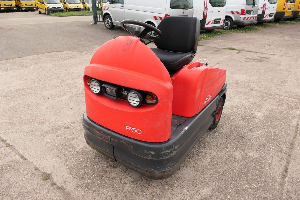 LINDE P 60 Z Schlepper Batterie 50/2018 - Akülü çekici: fotoğraf 2 LINDE P 60 Z Schlepper Batterie 50/2018 - Akülü çekici: fotoğraf 2
