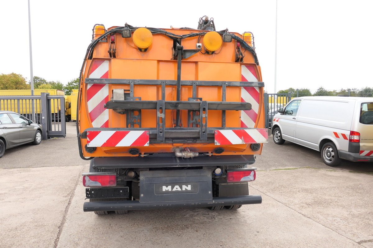 MAN TGL 12.250 Küpper Weisser Kehrmaschine - Yol süpürme aracı: fotoğraf 4 MAN TGL 12.250 Küpper Weisser Kehrmaschine - Yol süpürme aracı: fotoğraf 4