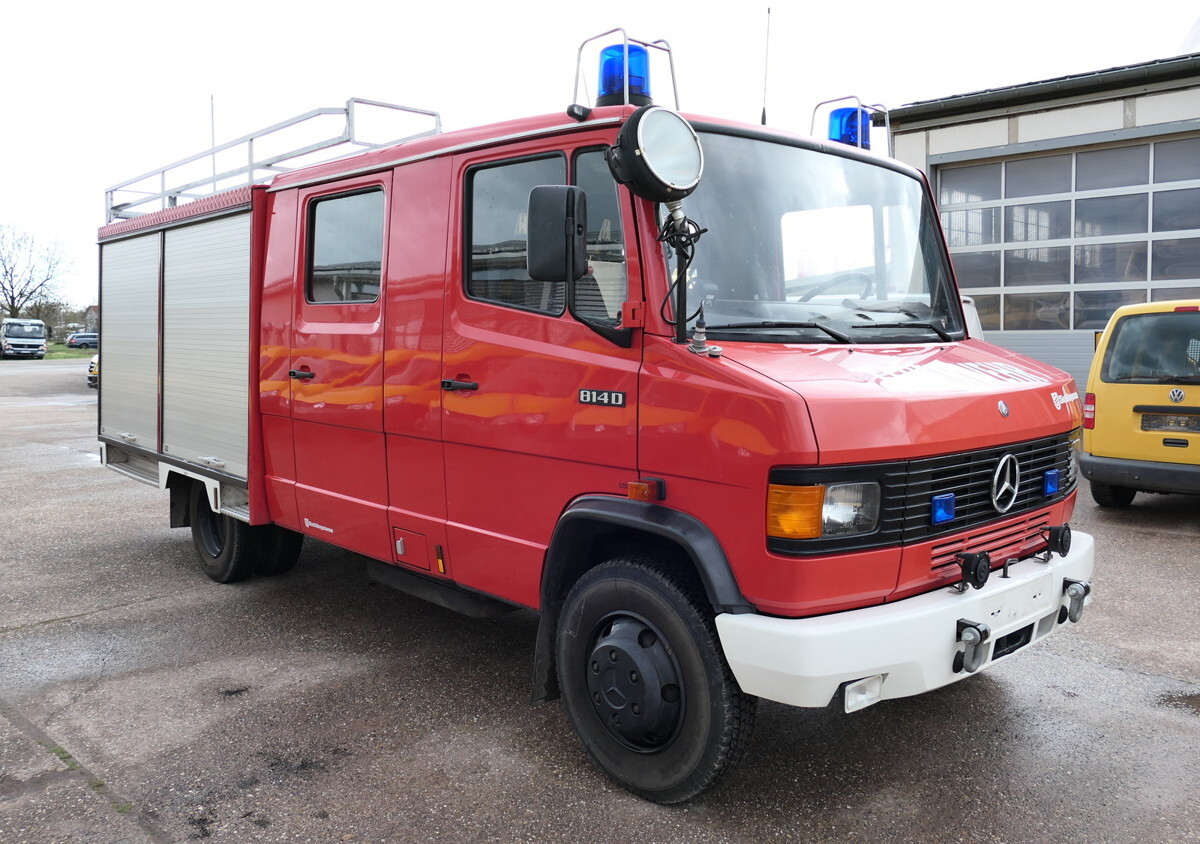 MERCEDES-BENZ 814 D LF 8/6 DoKa AHK Löschwassertank 600L Schli - Ambulans arabası: fotoğraf 3 MERCEDES-BENZ 814 D LF 8/6 DoKa AHK Löschwassertank 600L Schli - Ambulans arabası: fotoğraf 3