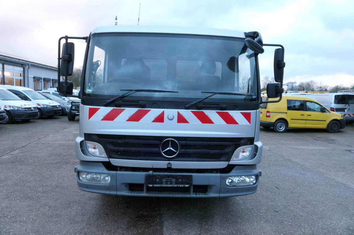 MERCEDES-BENZ Atego 1018 Rechtslenker Schmidt SK 500 R Rückfah - Yol süpürme aracı: fotoğraf 2 MERCEDES-BENZ Atego 1018 Rechtslenker Schmidt SK 500 R Rückfah - Yol süpürme aracı: fotoğraf 2
