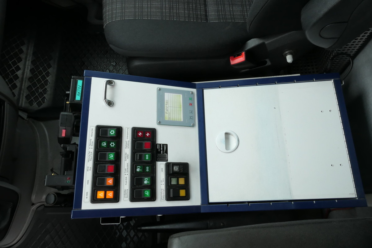 Ambulans arabası MERCEDES-BENZ Sprinter 519 CDI Klima Krankenwagen: fotoğraf 17