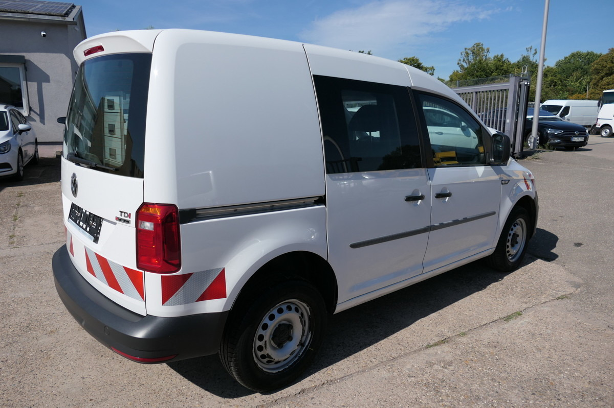 VW Caddy 2.0 TDI 4Motion 2-Sitzer Klima Tempomat W - Küçük panelvan: fotoğraf 4 VW Caddy 2.0 TDI 4Motion 2-Sitzer Klima Tempomat W - Küçük panelvan: fotoğraf 4