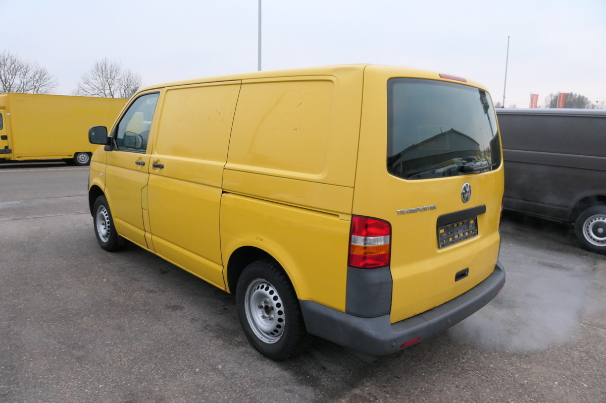 VW T5 Transporter 1.9 TDI PARKTRONIK 2xSCHIEBETÜR - Küçük panelvan: fotoğraf 5 VW T5 Transporter 1.9 TDI PARKTRONIK 2xSCHIEBETÜR - Küçük panelvan: fotoğraf 5