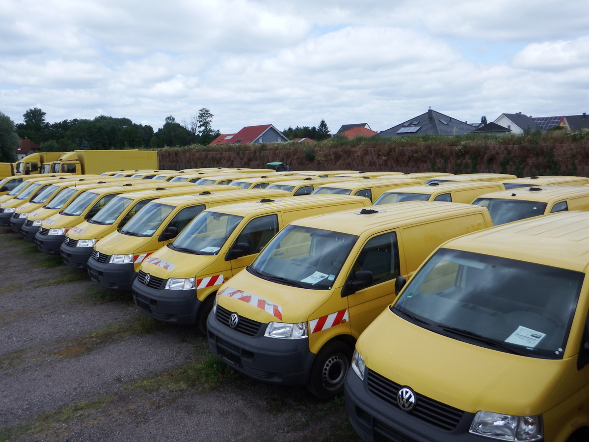 VW T5 Transporter 1.9 TDI PARKTRONIK 2xSCHIEBETÜR S - Küçük panelvan: fotoğraf 1 VW T5 Transporter 1.9 TDI PARKTRONIK 2xSCHIEBETÜR S - Küçük panelvan: fotoğraf 1