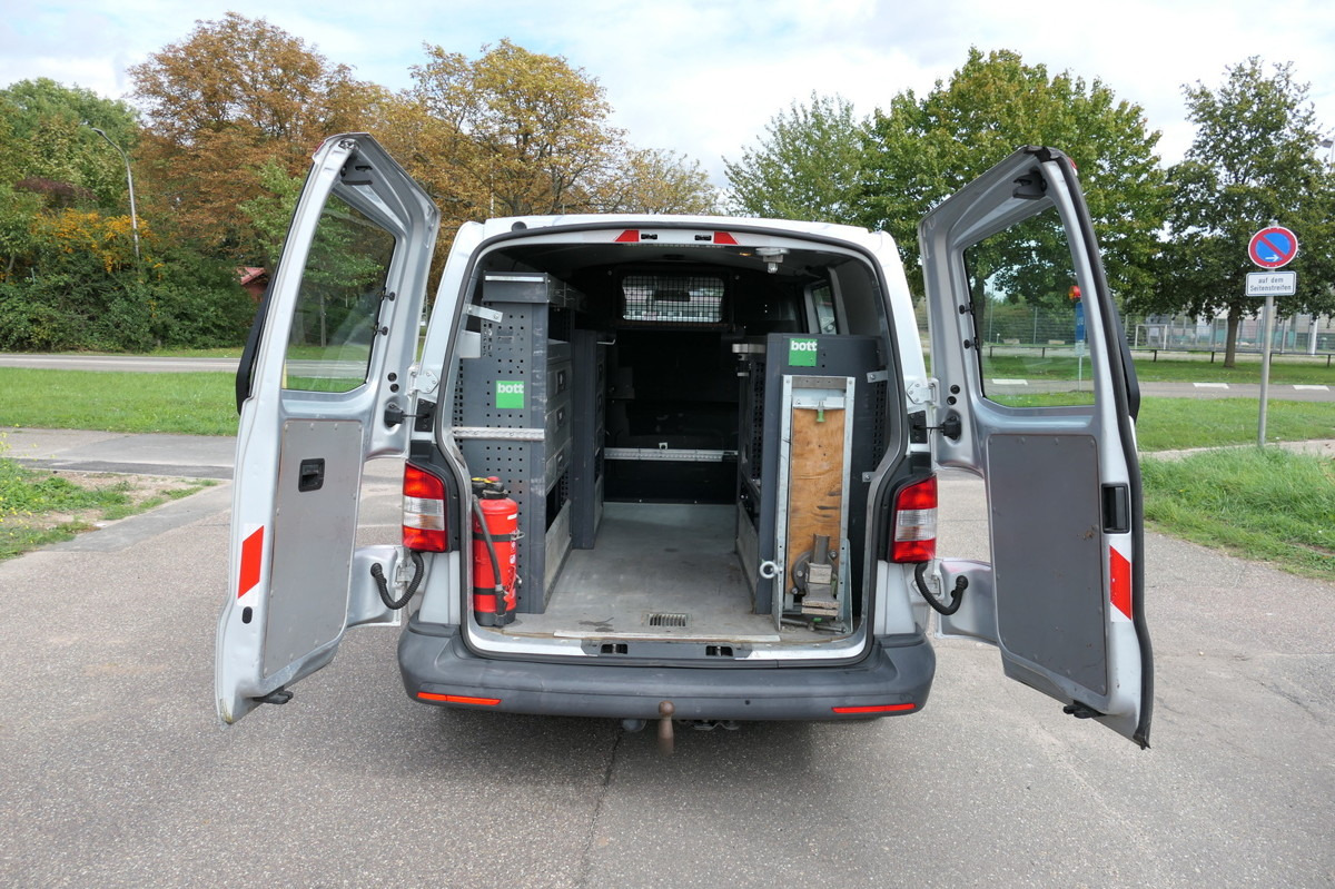 VW T5 Transporter 2.0 TDI 4Motion Flügeltür Klima A - Küçük panelvan: fotoğraf 1 VW T5 Transporter 2.0 TDI 4Motion Flügeltür Klima A - Küçük panelvan: fotoğraf 1