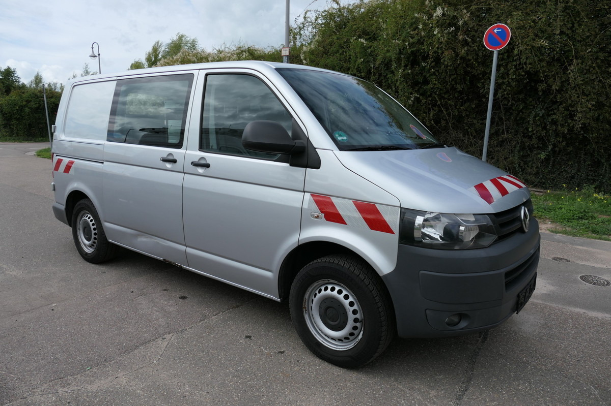 VW T5 Transporter 2.0 TDI 4Motion Flügeltür Klima A - Küçük panelvan: fotoğraf 3 VW T5 Transporter 2.0 TDI 4Motion Flügeltür Klima A - Küçük panelvan: fotoğraf 3