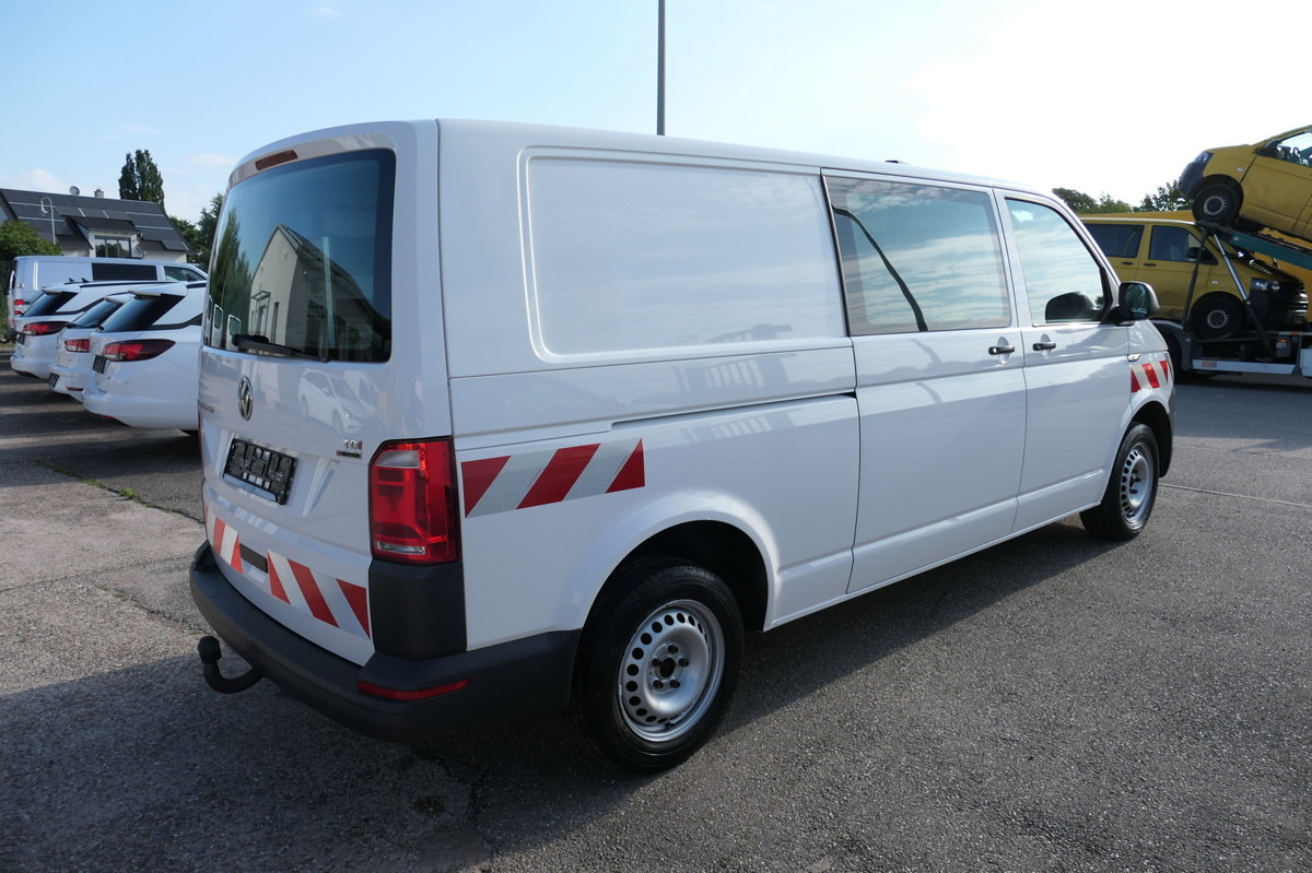 VW T6 Transporter 2.0 TDI lang 4Motion KLIMA AHK We - Küçük panelvan: fotoğraf 4 VW T6 Transporter 2.0 TDI lang 4Motion KLIMA AHK We - Küçük panelvan: fotoğraf 4