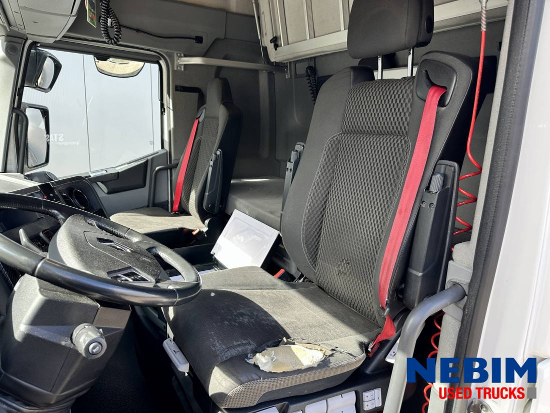 Renault T HIGH 480 Parking Airco - Çekici: fotoğraf 3 Renault T HIGH 480 Parking Airco - Çekici: fotoğraf 3