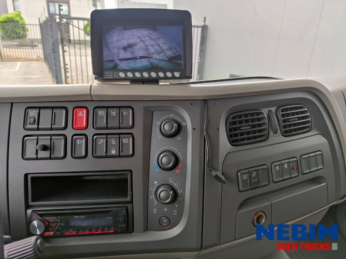 DAF LF 230 4x2 19.000Kg - 2200Kg Taillift - Kapalı kasa kamyon: fotoğraf 5 DAF LF 230 4x2 19.000Kg - 2200Kg Taillift - Kapalı kasa kamyon: fotoğraf 5