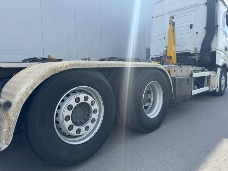 Mercedes-Benz Actros 2548 - Çekici: fotoğraf 5 Mercedes-Benz Actros 2548 - Çekici: fotoğraf 5