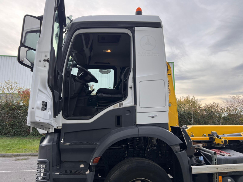 Kancalı yükleyici kamyon Mercedes-Benz Arocs 2645: fotoğraf 9 Kancalı yükleyici kamyon Mercedes-Benz Arocs 2645: fotoğraf 9