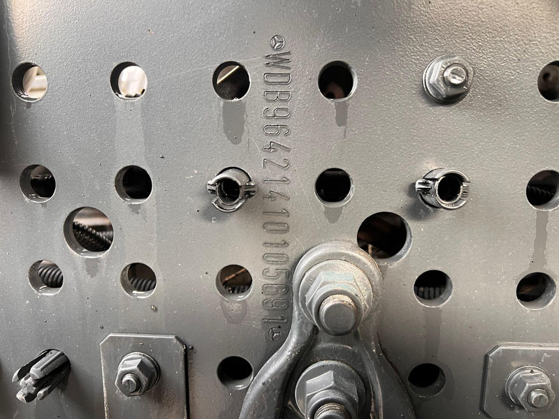 Kancalı yükleyici kamyon Mercedes-Benz Arocs 2645: fotoğraf 17 Kancalı yükleyici kamyon Mercedes-Benz Arocs 2645: fotoğraf 17