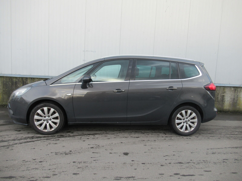 Opel Zafira Touren - Binek araba: fotoğraf 4 Opel Zafira Touren - Binek araba: fotoğraf 4