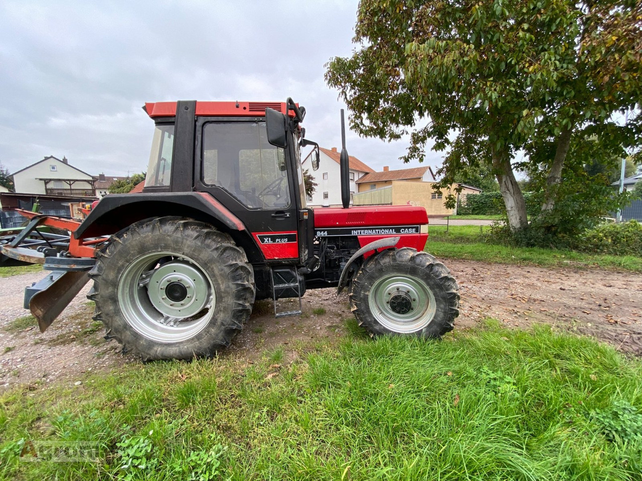 Case IH 844 A - Traktör: fotoğraf 1 Case IH 844 A - Traktör: fotoğraf 1