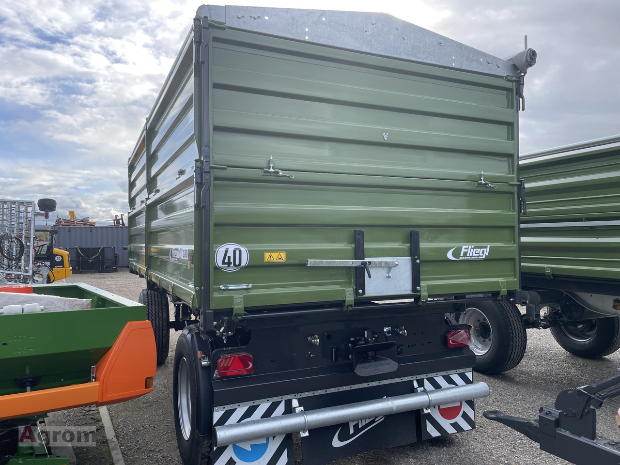 Fliegl DK 180 XL - Damperli traktör römorku: fotoğraf 4 Fliegl DK 180 XL - Damperli traktör römorku: fotoğraf 4