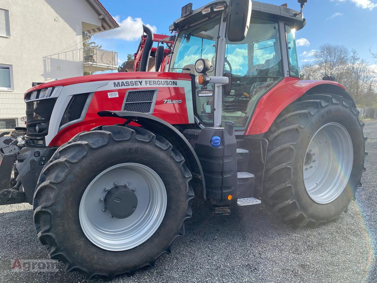 Massey Ferguson 7S.210 Dyna-VT EXCLUSIVE - Traktör: fotoğraf 1 Massey Ferguson 7S.210 Dyna-VT EXCLUSIVE - Traktör: fotoğraf 1