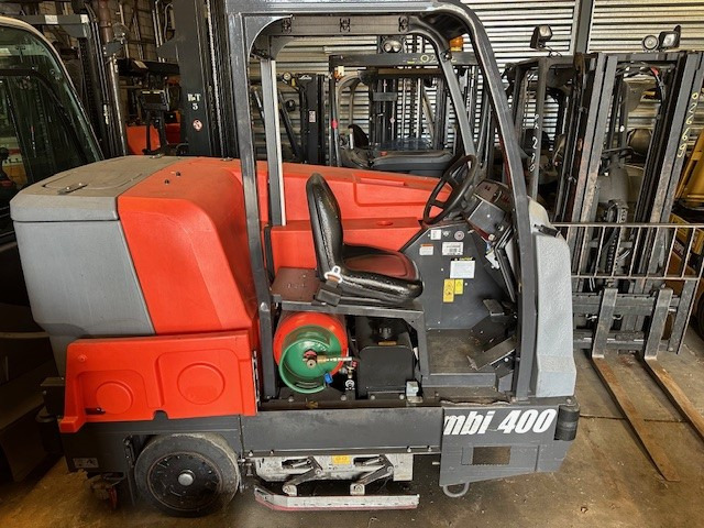 Yer süpürme makinası hako powerboss PB-45-LPUK Naitilus: fotoğraf 7 Yer süpürme makinası hako powerboss PB-45-LPUK Naitilus: fotoğraf 7