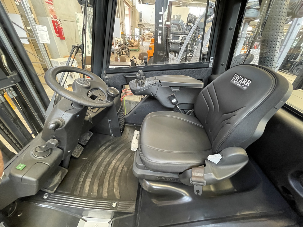 LINDE H 25 D - Dizel forklift: fotoğraf 4 LINDE H 25 D - Dizel forklift: fotoğraf 4