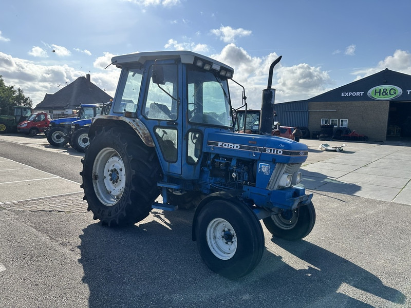 Ford 5110 - Traktör: fotoğraf 3 Ford 5110 - Traktör: fotoğraf 3