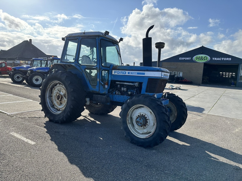 Ford 8700 - Traktör: fotoğraf 3 Ford 8700 - Traktör: fotoğraf 3