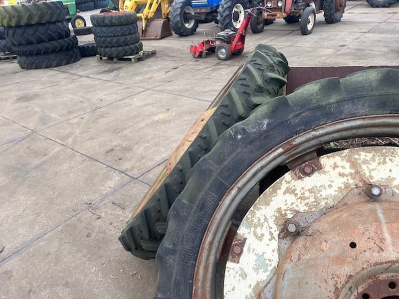 Michelin en kleber 8.3 R44 - Jant: fotoğraf 5 Michelin en kleber 8.3 R44 - Jant: fotoğraf 5