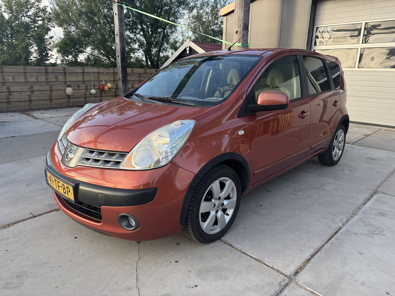 Nissan Note - Binek araba: fotoğraf 1 Nissan Note - Binek araba: fotoğraf 1