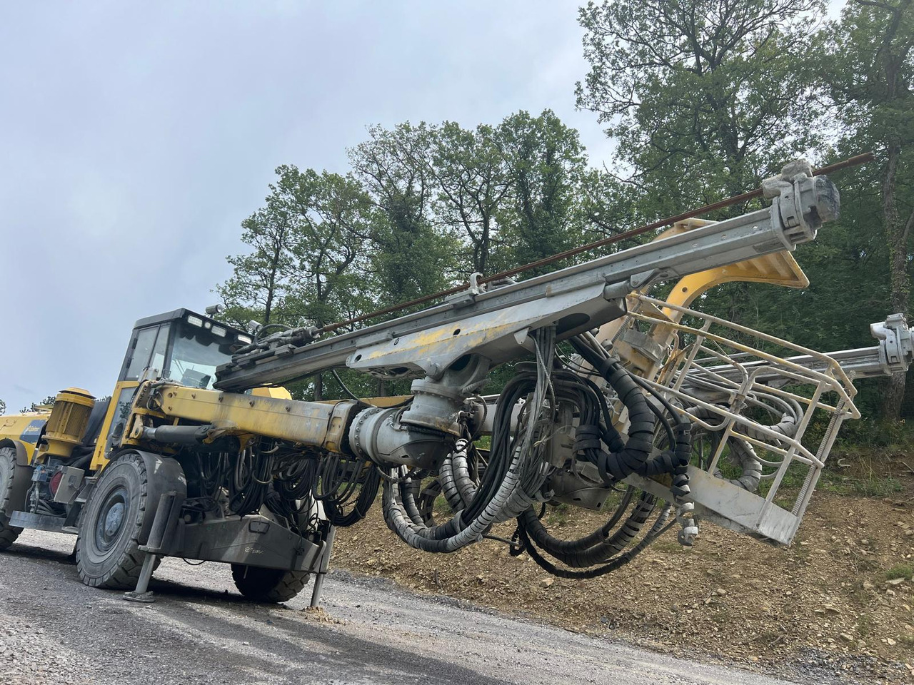 Atlas Copco E2C - Yatay sondaj makinesi: fotoğraf 5 Atlas Copco E2C - Yatay sondaj makinesi: fotoğraf 5