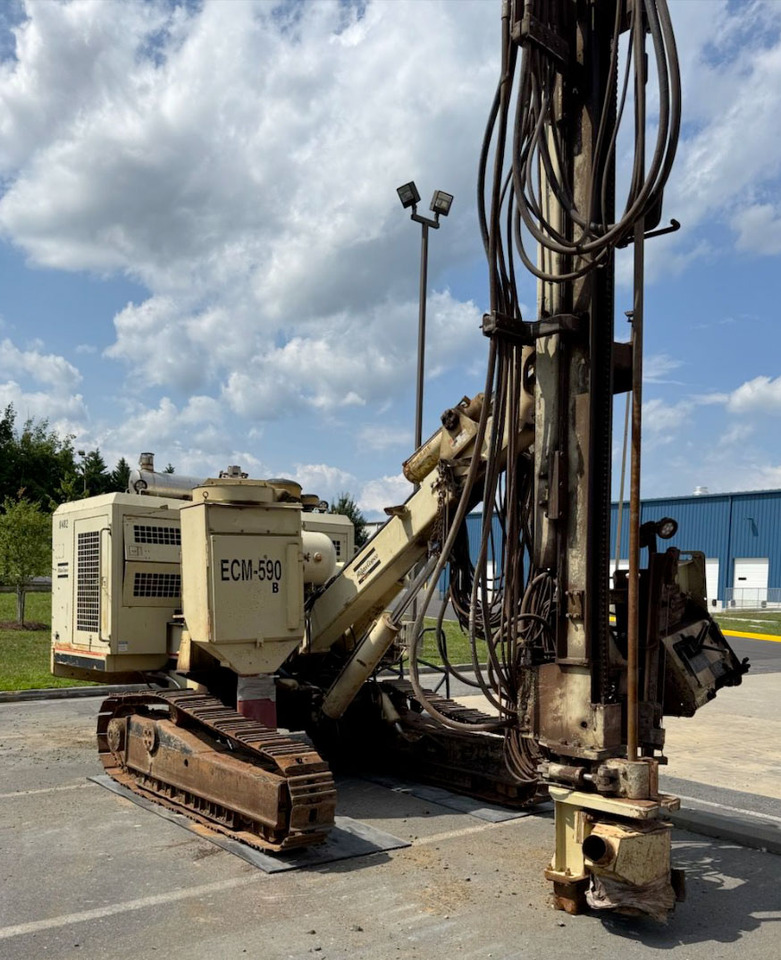 Atlas Copco ECM-590 - Burgu makinesi: fotoğraf 3 Atlas Copco ECM-590 - Burgu makinesi: fotoğraf 3